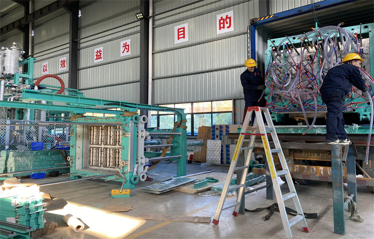 EPS Shape Molding Machine with Energy Efficient - EPSTEC China EPS machine